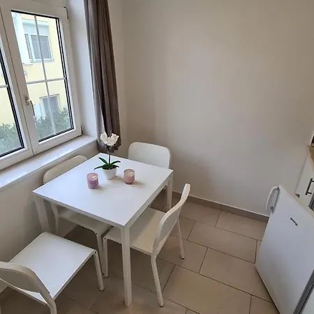 Appart hôtel Hideaway Apartments *