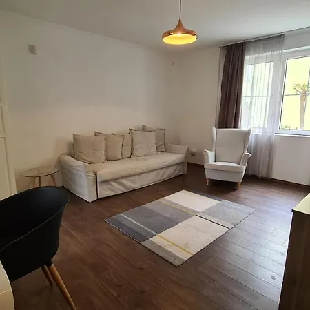 Hideaway Apartments Aparthotel